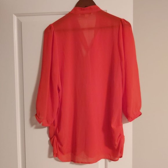 Forever 21 3/4 Sleeve Button-up Blouse - Picture 2 of 3